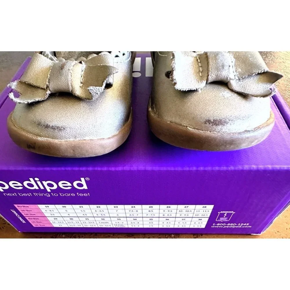 PEDIPED Toddler Baby Champagne Grip-N-Go Betty Mary Jane Bow Shoes Size 5.5